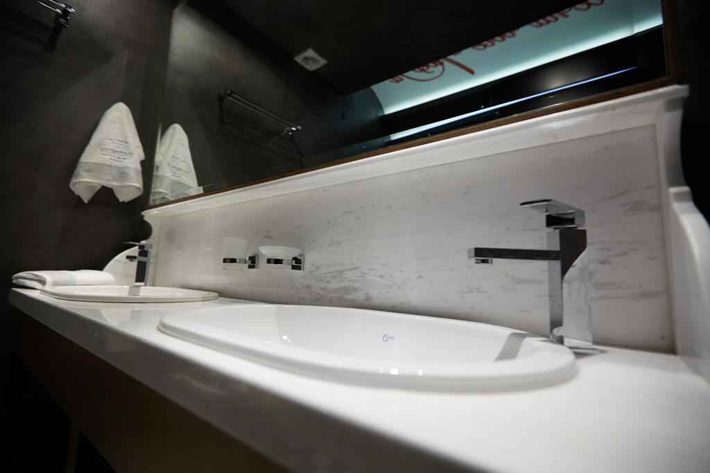 Veritas Boutique Art Hotel 베리아 외부 사진